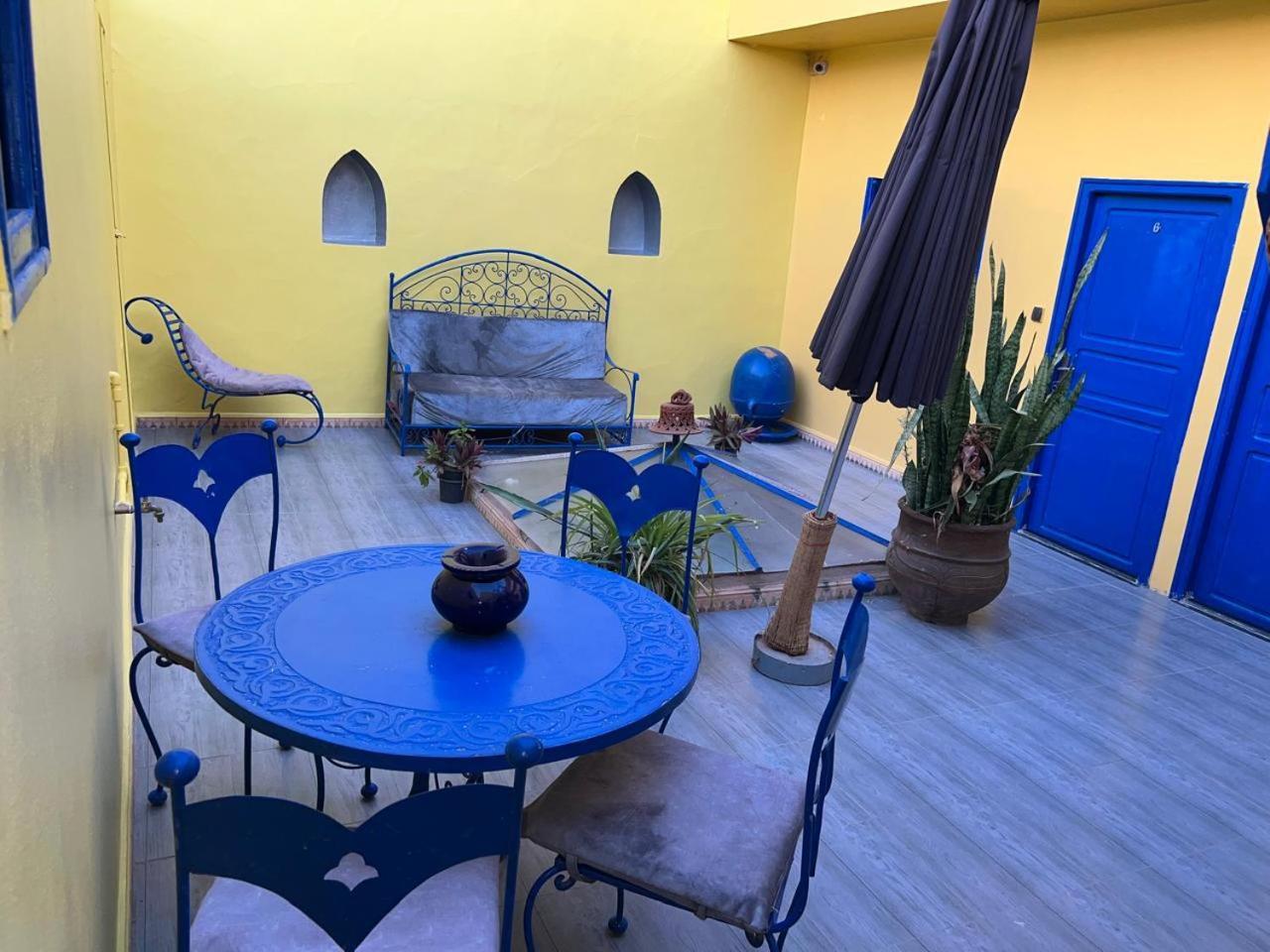 Riad Le Lieu Тізніт Екстер'єр фото